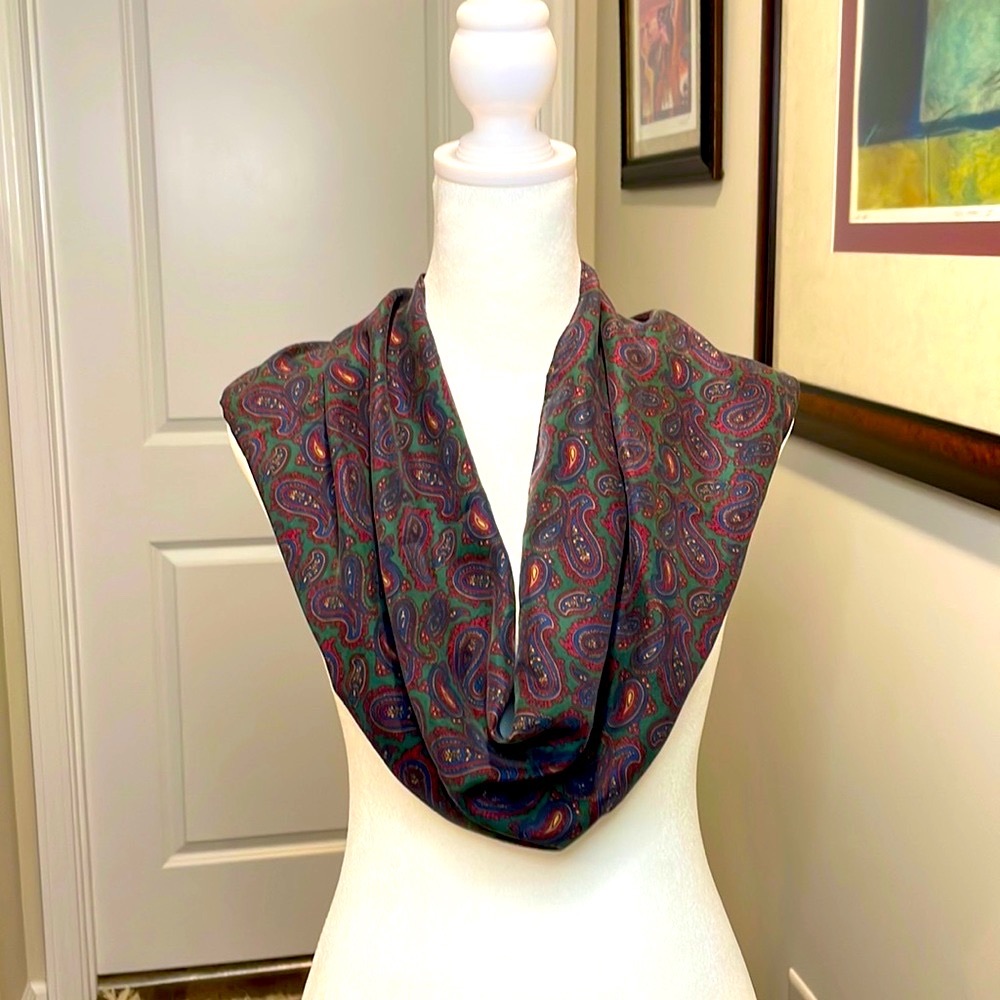Vintage 100 Silk Scarf Paisley